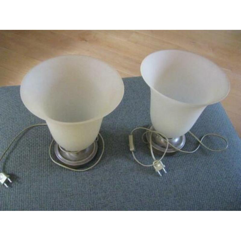 2 x tafel - side table lamp in 1 koop - ZGAN - zie de foto's