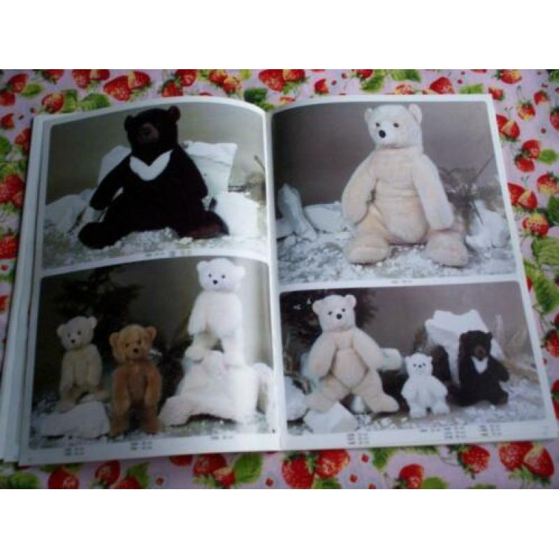 Steiff & Aux Nations catalogus pluche en mohair dieren