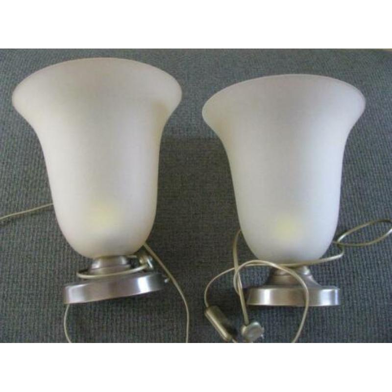 2 x tafel - side table lamp in 1 koop - ZGAN - zie de foto's