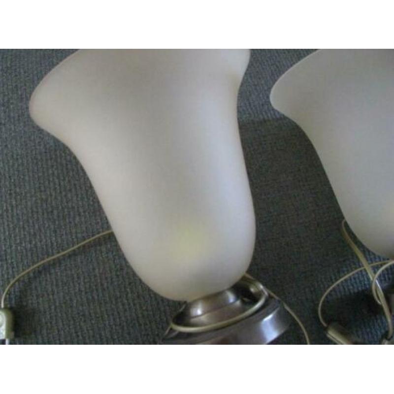 2 x tafel - side table lamp in 1 koop - ZGAN - zie de foto's