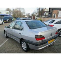 Peugeot 306 1.6 XR APK GEKEURD/STUURBEKRACHTIGING/AIRCO/RIJD