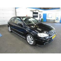 Opel Astra 1.6 8V 3D 2002 Zwart