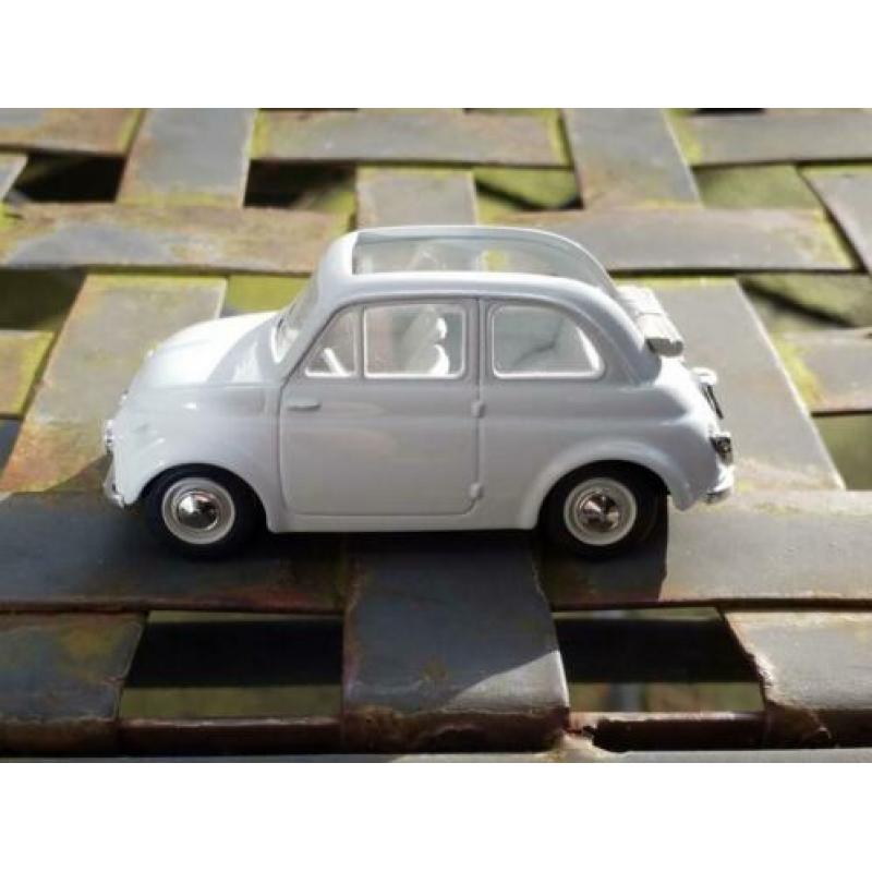 Fiat 500 1/43 VITESSE grijs beige