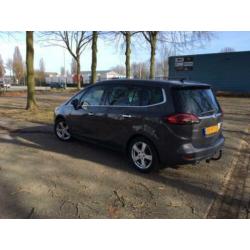 Zafira 2.0 cdti 190PK Cosmo/NAVI/PDC/LEER/Automaat