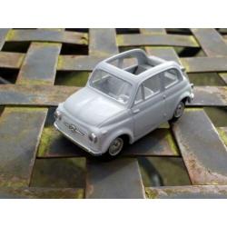 Fiat 500 1/43 VITESSE grijs beige