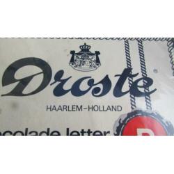 2 x oude Droste Chocolade letter de P en de kleine G