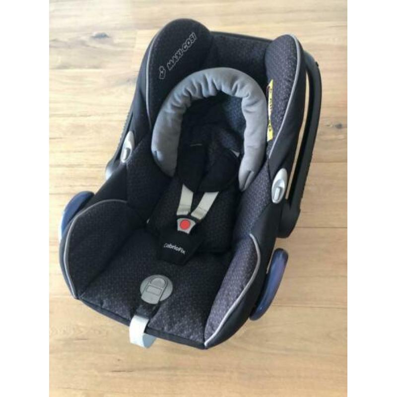 Maxi Cosi Pebble Cabrio fix