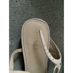 Guess sandalen maat 38