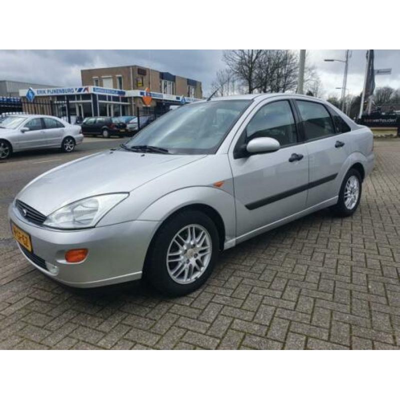 Ford FOCUS 1.6 16V GHIA