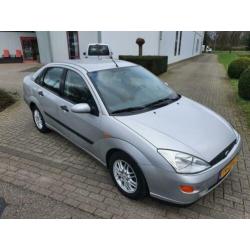 Ford FOCUS 1.6 16V GHIA