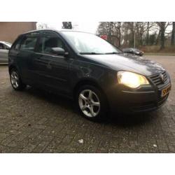 Volkswagen POLO 1.4 16V 80PK OPTIVE, LMV, Airco, zeer netje