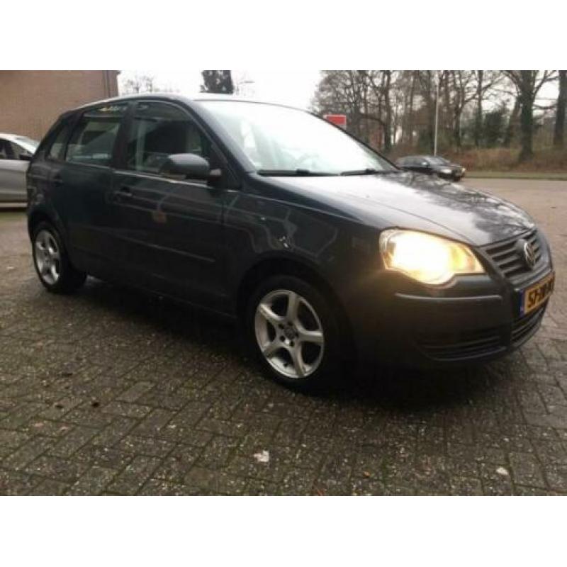 Volkswagen POLO 1.4 16V 80PK OPTIVE, LMV, Airco, zeer netje