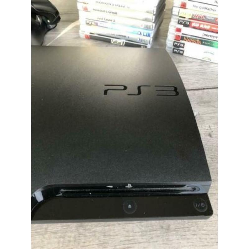 PS3 Slimline 300 gb + 24 spellen