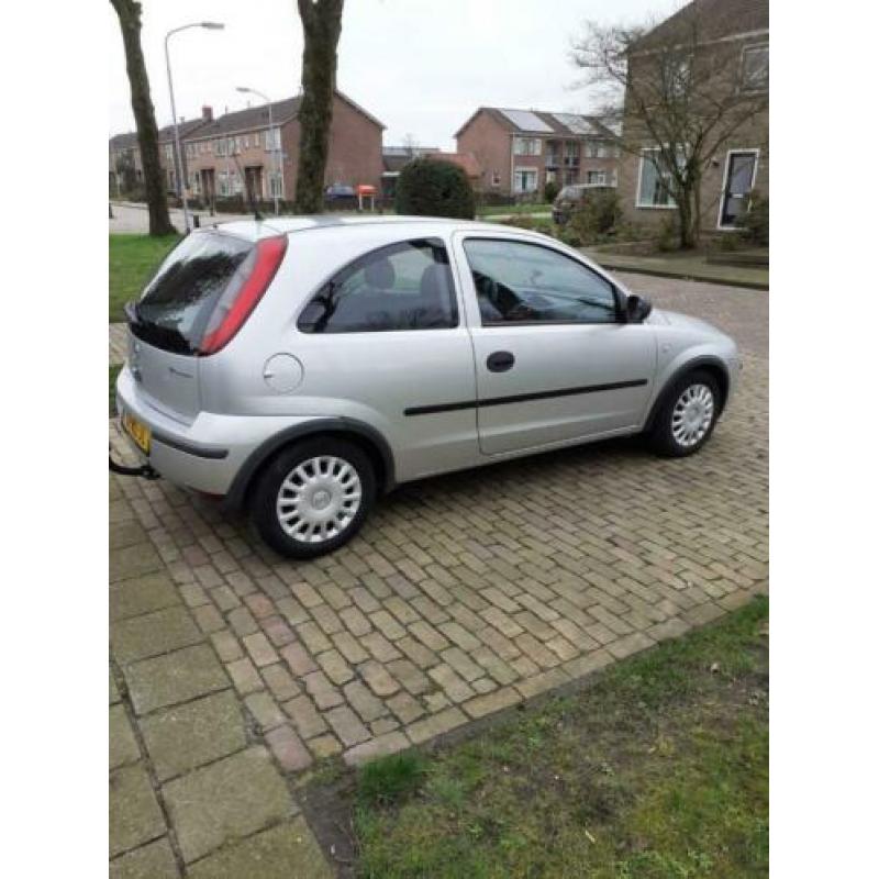 Opel Corsa 1.2 16V Twinport 3D 2005 Grijs