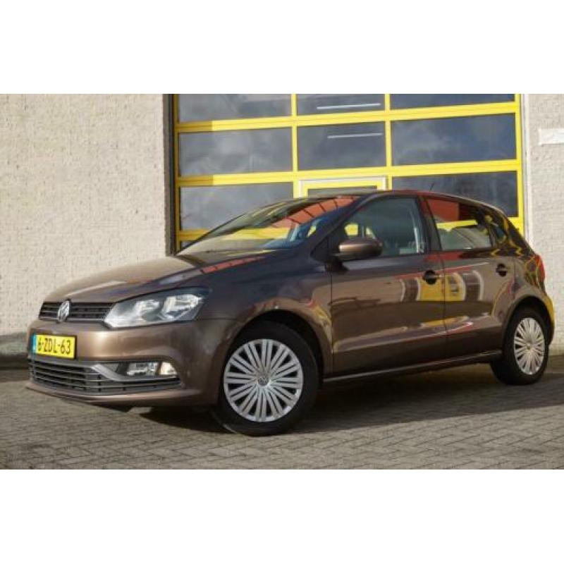 Volkswagen Polo 1.2 TSI 5drs Comfortline BJ2015 Cruise | Air