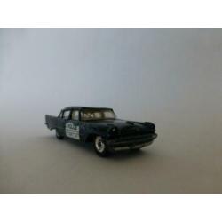 Dinky Toys Desoto Fireflite police zwart.