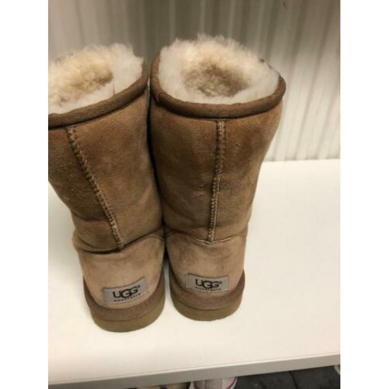 Uggs camel maat 39. Niet gedragen