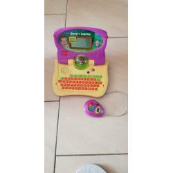 Dora laptop van Vtech paars/geel . Nog in goede staat