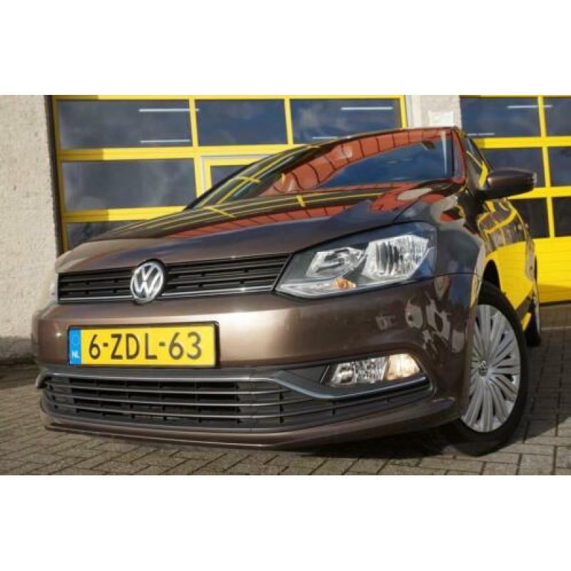 Volkswagen Polo 1.2 TSI 5drs Comfortline BJ2015 Cruise | Air