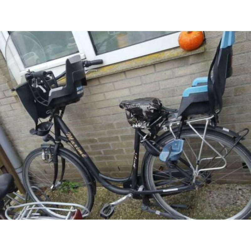 Te koop 2 opknap fietsen.