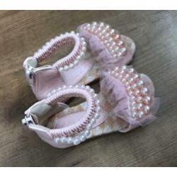 Superschattige sandalen maat 21