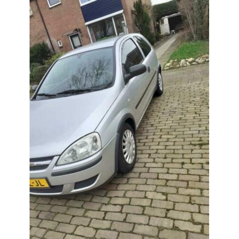 Opel Corsa 1.2 16V Twinport 3D 2005 Grijs