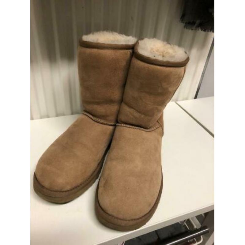 Uggs camel maat 39. Niet gedragen