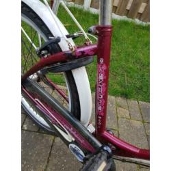 Meisjesfiets 24 inch met 3 versnellingen