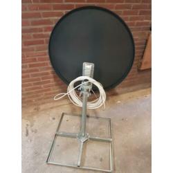 Triax schotel antenne diameter 74cm