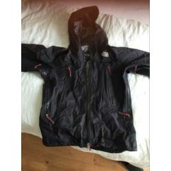 The north face regenjas maat s