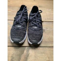 Nike Air Max Sequent 3 maat 33,5