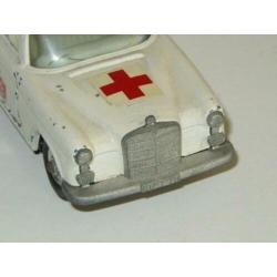 Mercedes Benz Binz Ambulance, Matchbox King Size No K-6