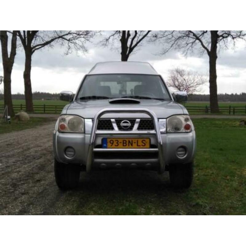 Nissan Navara Pick-UP 2.5 DI Double-cab 4WD 2004 ,weinig km