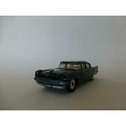 Dinky Toys Desoto Fireflite police zwart.