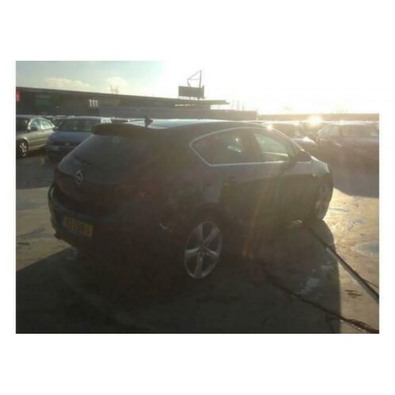 Opel Astra 1.6 Turbo Sport