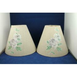 2 x vintage lampenkap stof, bruin gestreept met bloemen. 6C8