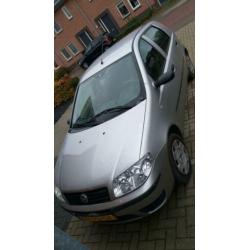 Fiat Punto 1.2 5DR 2004 Grijs