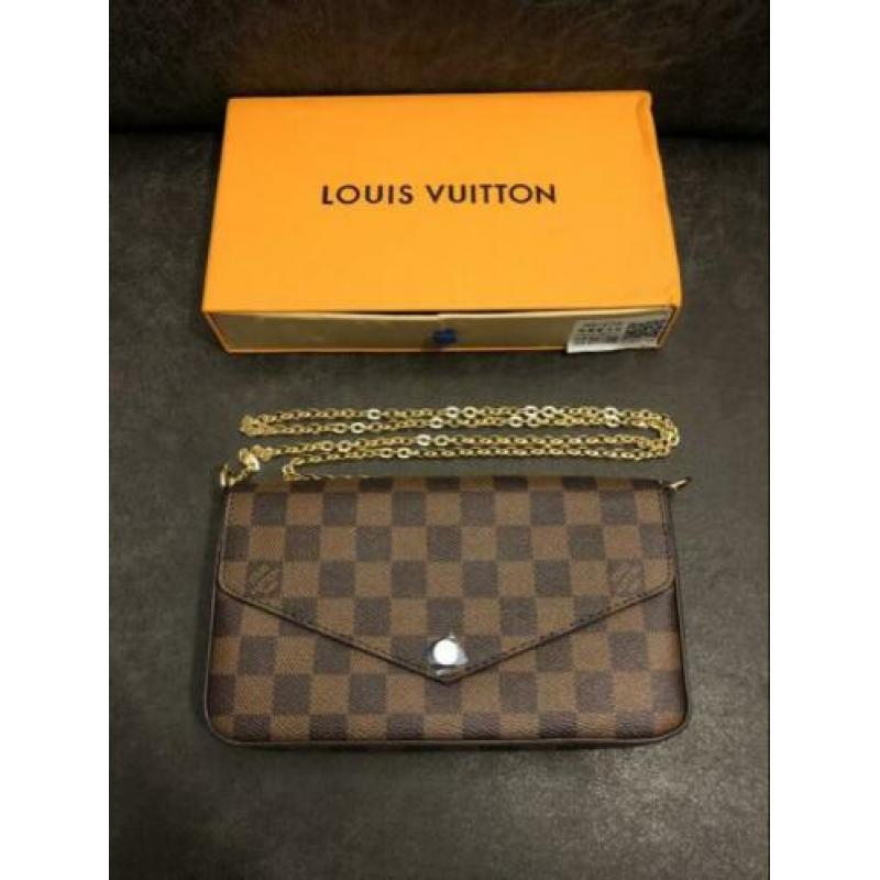 Louis Vuitton - Pochette Félicie