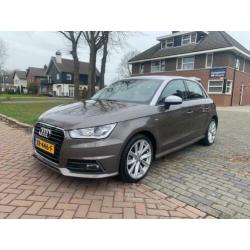 Audi A1 A1 SPORTBACK A1 s-line DSG met navi