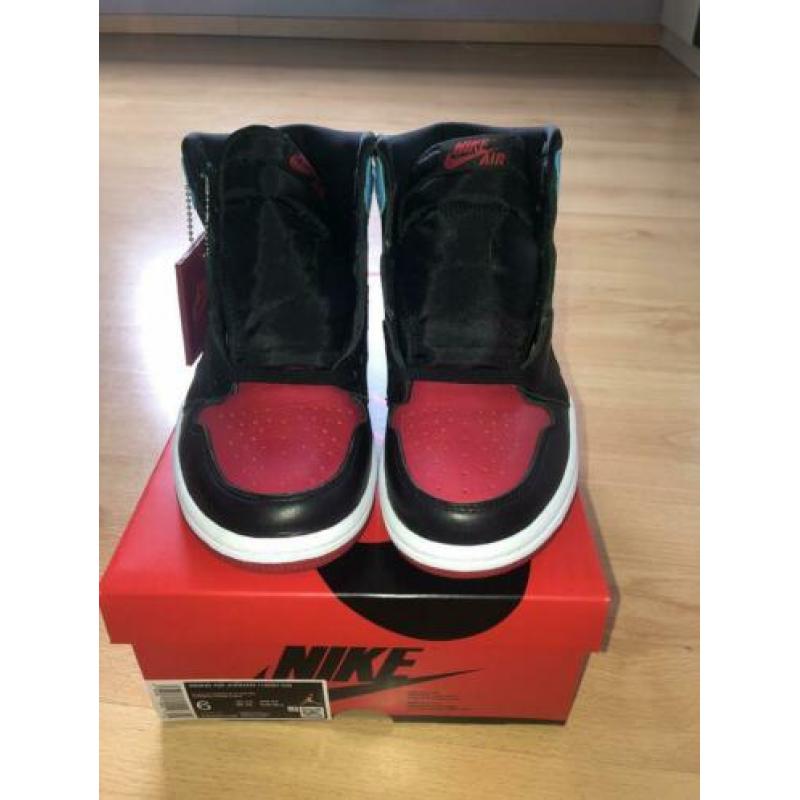 Air Jordan 1 unc Chicago