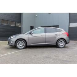 FORD Focus 1.6 TI-VCT 105pk 5-deurs Titanium