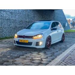 Volkswagen Golf 2.0 GTI 300PK DSG 2010 Wit!!!