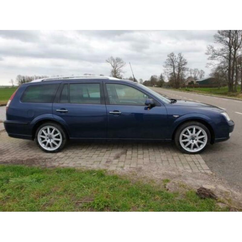 Ford Mondeo Wagon 2.0 TDCi Platinum