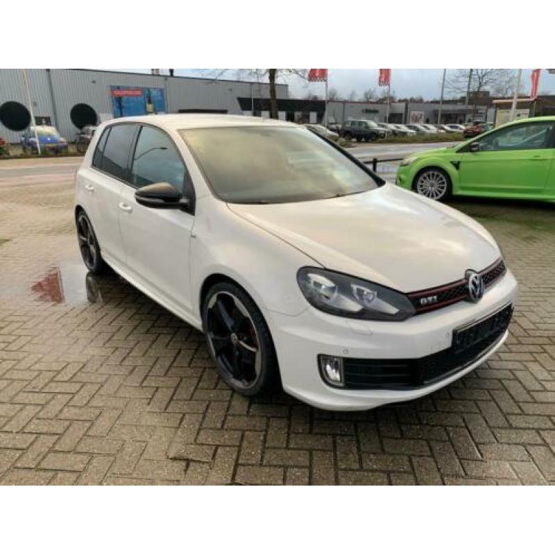 Volkswagen Golf 2.0 GTI Edition 35