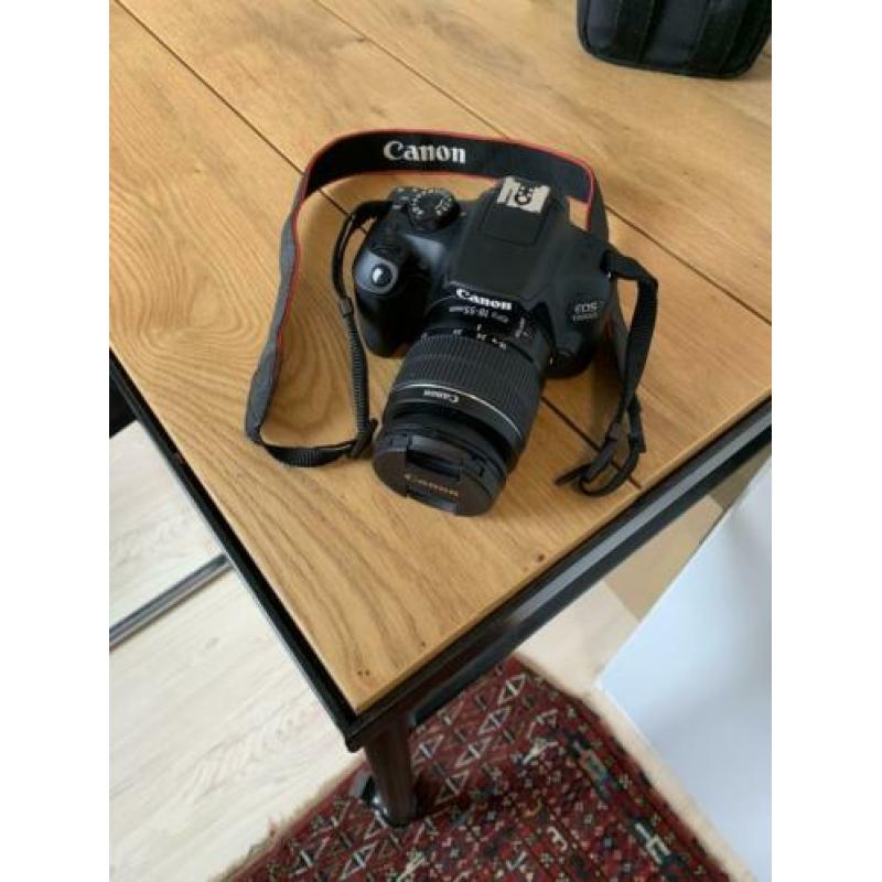 CANON EOS 1300D body + lens