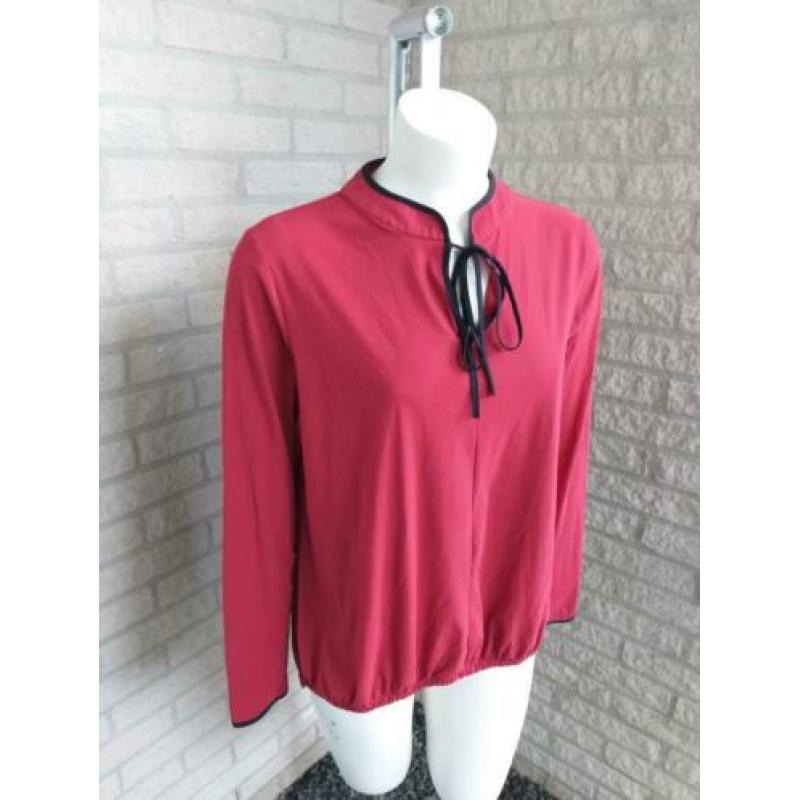 Nette rode blouse van Studio Anneloes maat XL