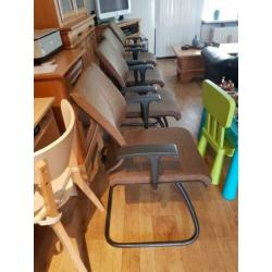 Bureau / vergaderstoelen merk ahrend