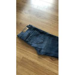 NIEUW! Diesel Skinny Livier W25 L32