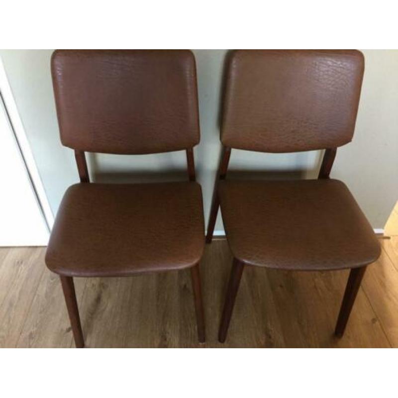 2 mooie vintage teak Webe stoelen jaren 60