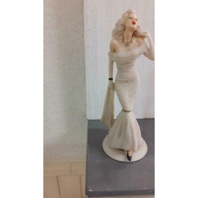 Prachtig mooi beeldje van Marilyn Monroe 29 cm hoog